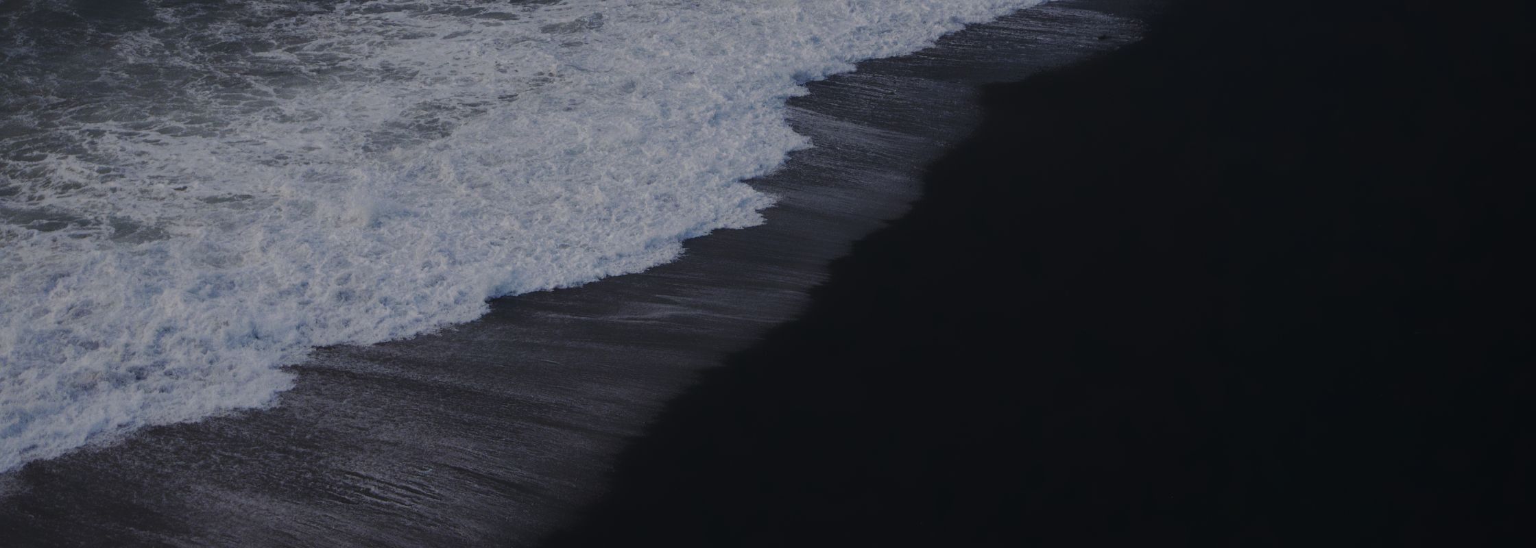 Black and White Beach Waves_Our Story_All Tied Up Australia
